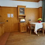 Antlia Apartmanhotel