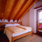 Antlia Appart hôtel 3*