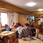 Antlia Aparthotel Arraba