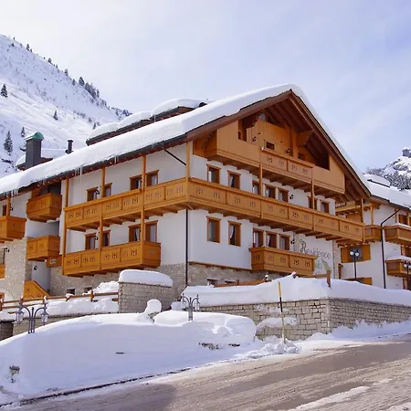 Apartmanhotel Antlia 3*