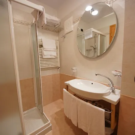 Antlia Lejlighedshotel