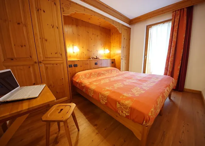 Antlia Apartahotel 3*